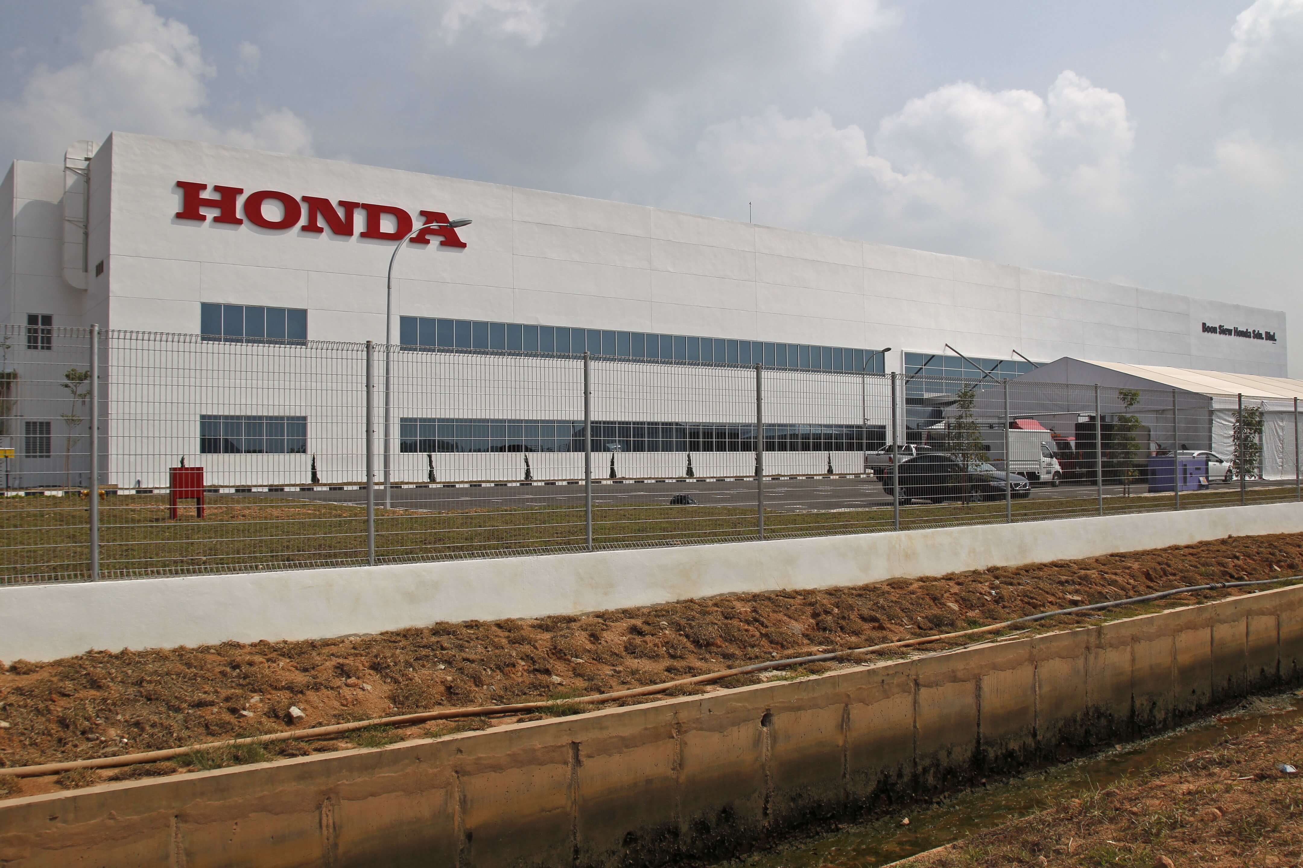 Завод honda. Завод Хонда в Японии. Первый завод Хонда в США. Завод Хонда в Индонезии. Хонда Моторс компания.