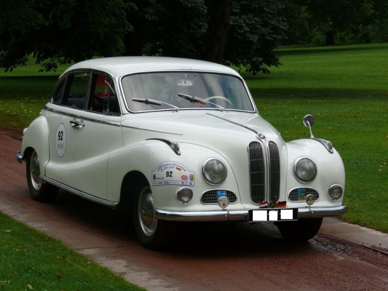 BMW 501