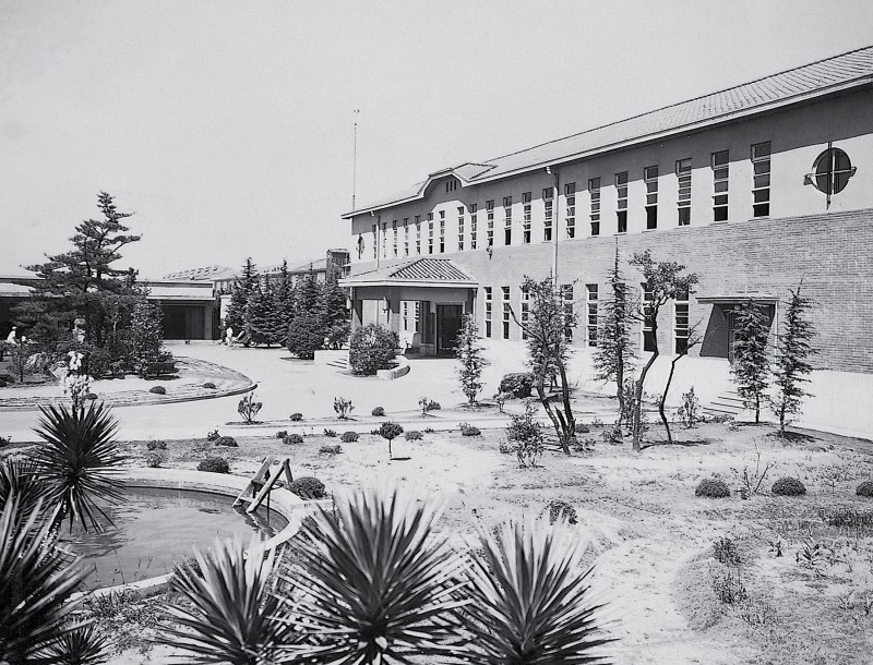 Office of Toyota Motor Corporation in the 30s