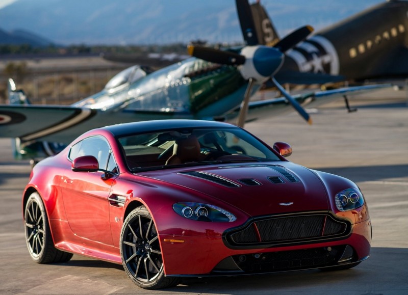 Photo of Aston Martin Vantage