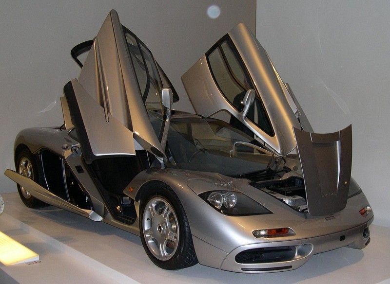 McLaren F1 photo