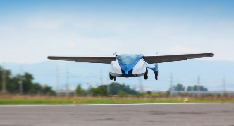 AeroMobil in flight