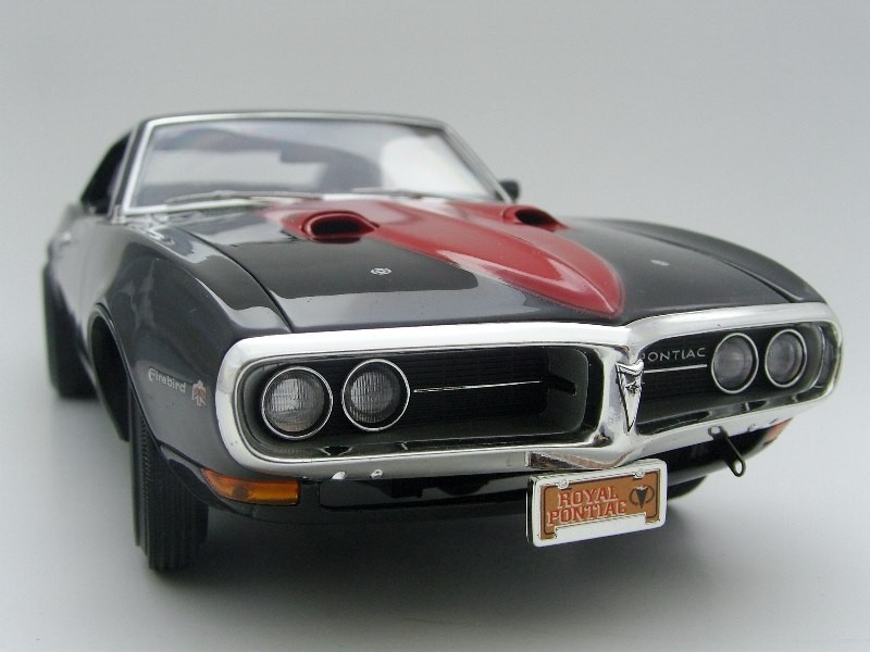Front view of Pontiac Firebird