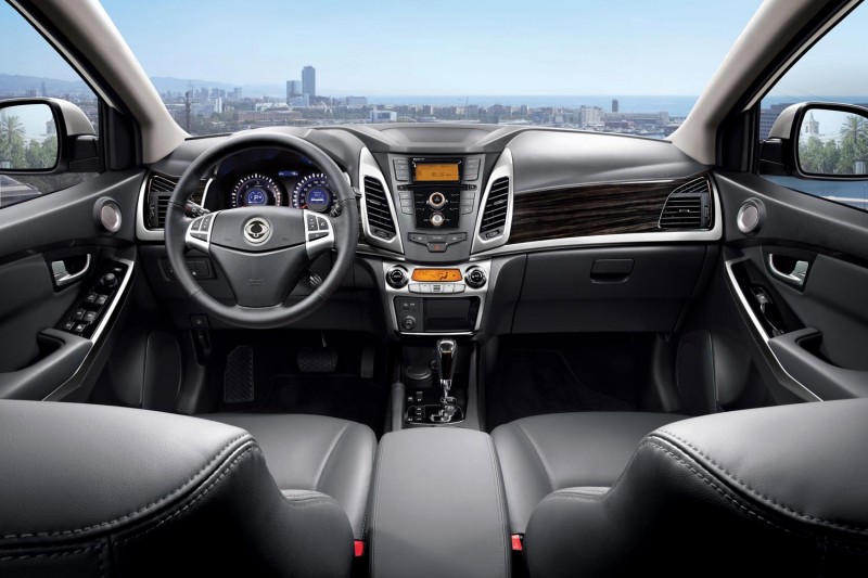 SsangYong Actyon cabin photo