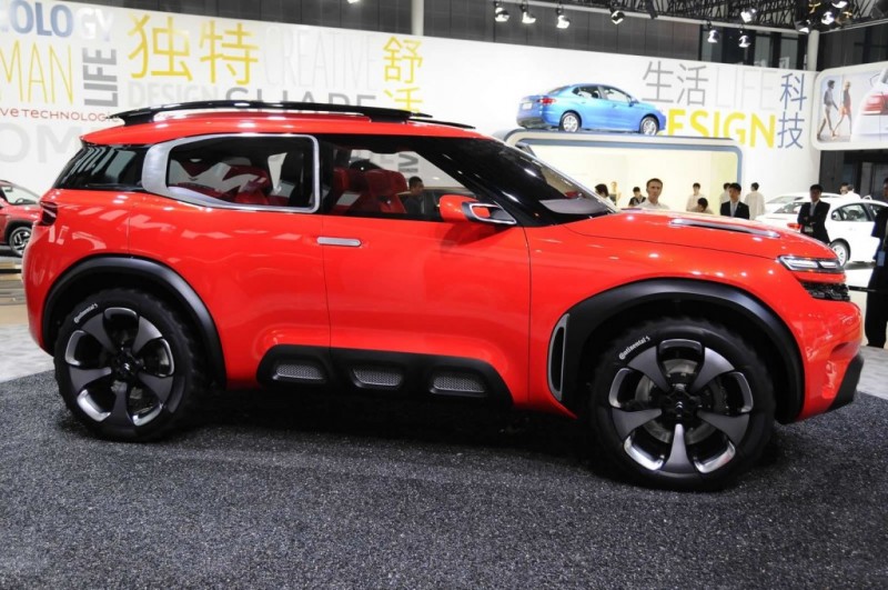 Citroen Aircross side view