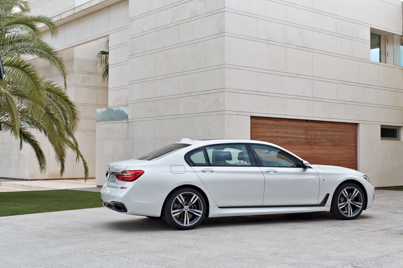 BMW 7 Series 2015