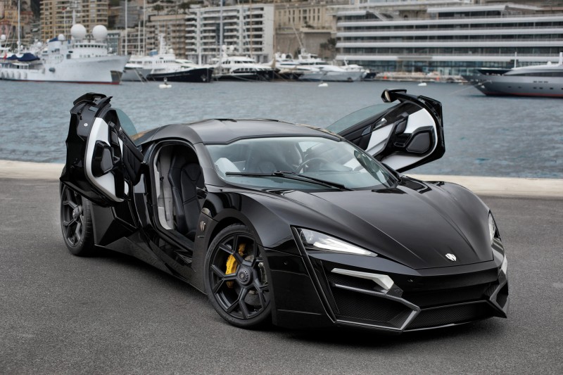 The rarest supercar in the world of W Motors Lykan Hypersport
