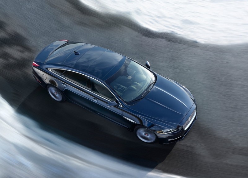 Jaguar XJ top view