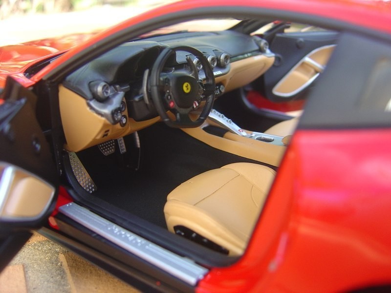 Ferrari F12 Berlinetta photo salon