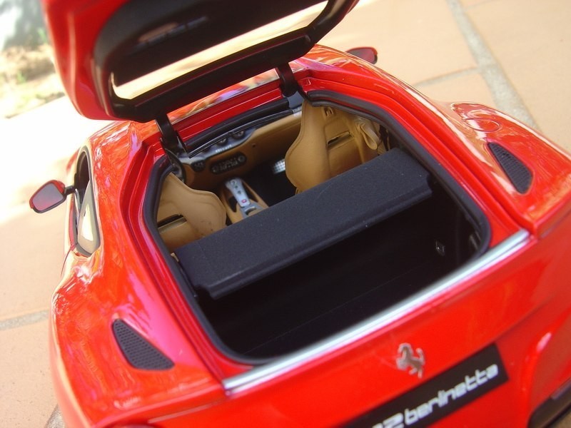 Ferrari F12 Berlinetta trunk