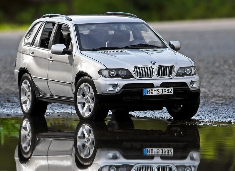 BMW X5 car