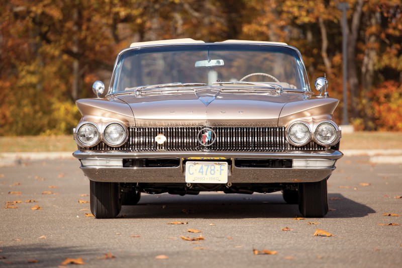 Buick Electra 225 Convertible Front View