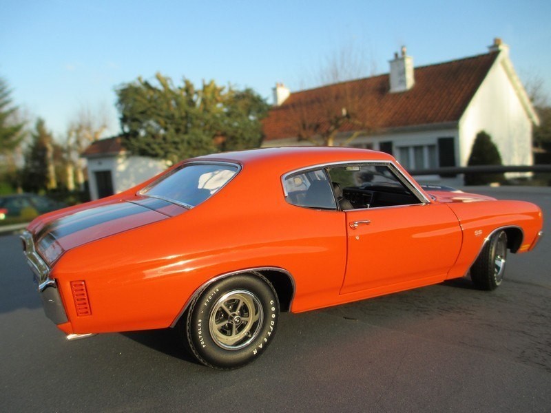 Side view of Chevrolet Chevelle SS 454 LS6 