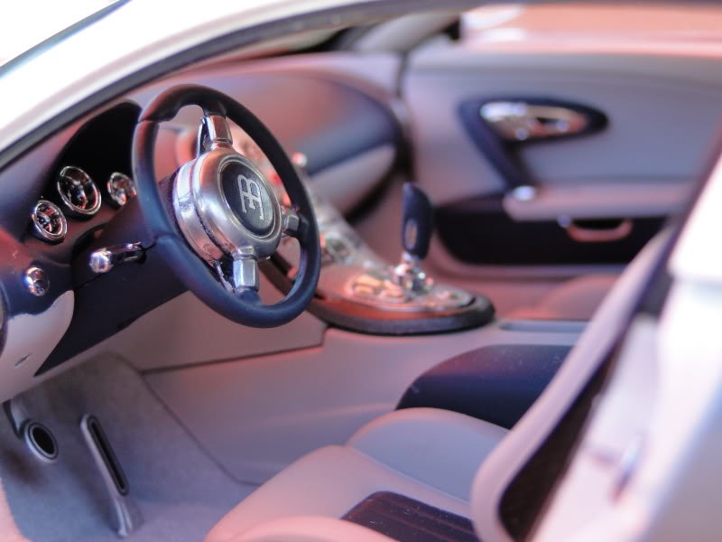 Bugatti Veyron interior