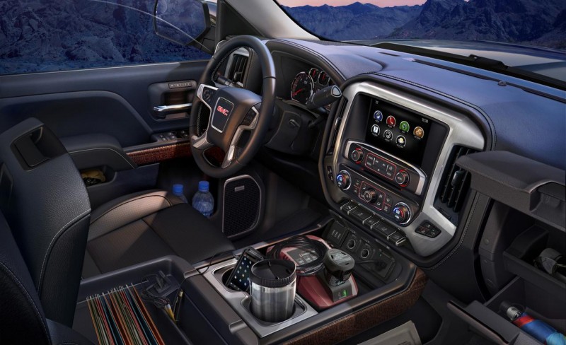 GMC Sierra cabin photo