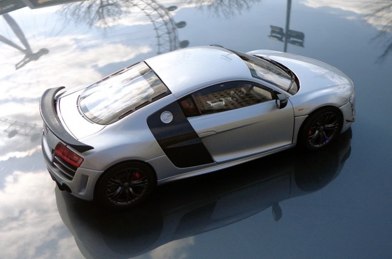 Audi R8 GT side view