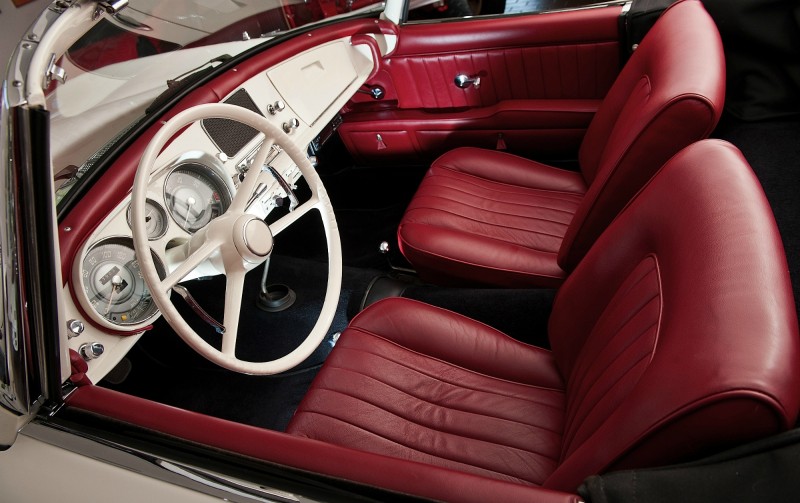 BMW 507 interior