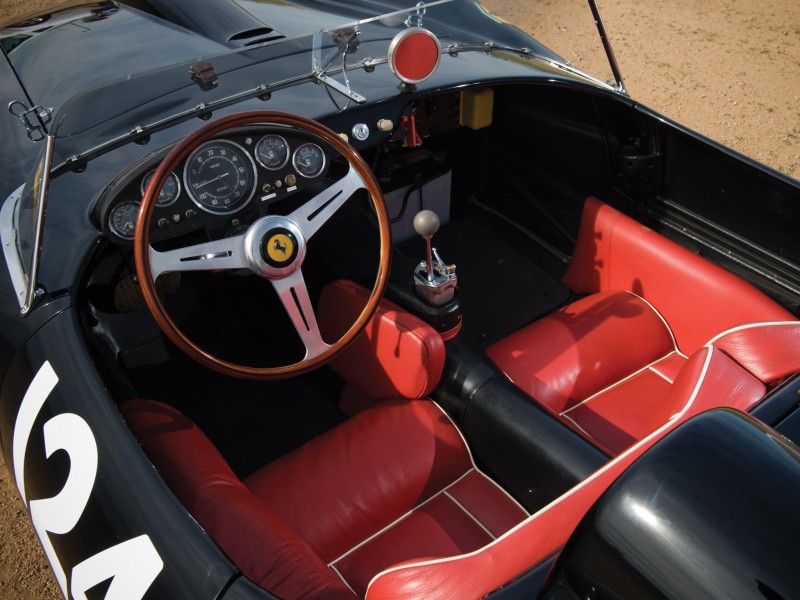 Ferrari 250 Testa Rossa salon