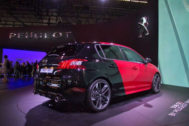 Peugeot 308 GTi rear view