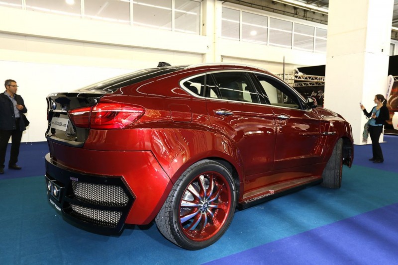 Автомобиль BMW X6 Alligator