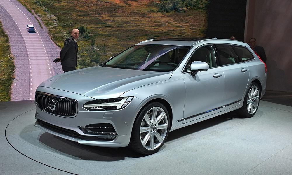 Volvo V90 photo