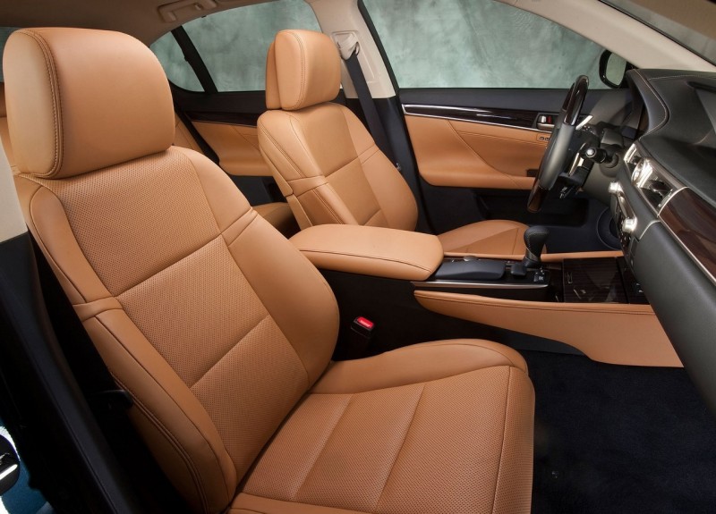 Lexus GS interior