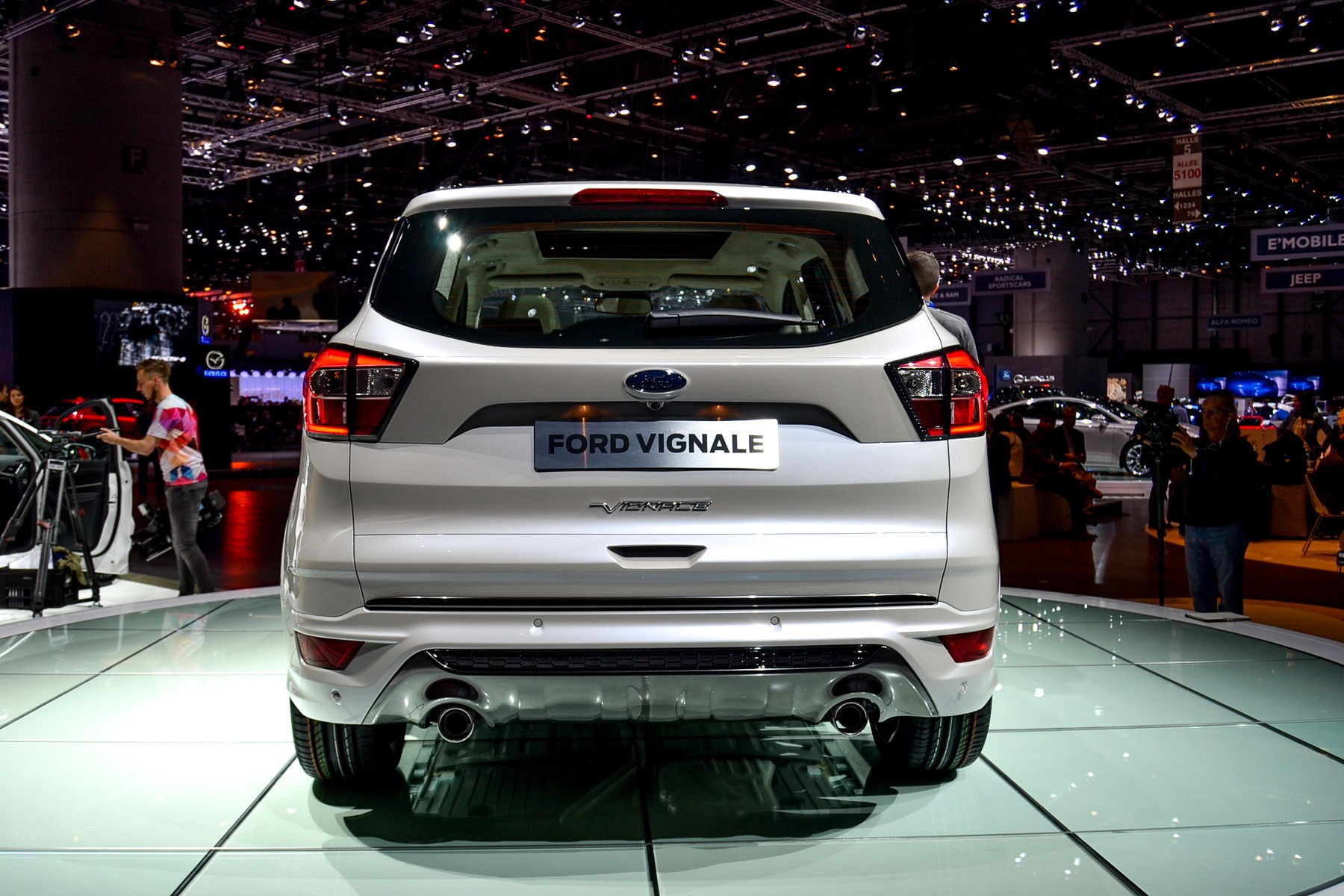 Ford Kuga Vignale rear view 