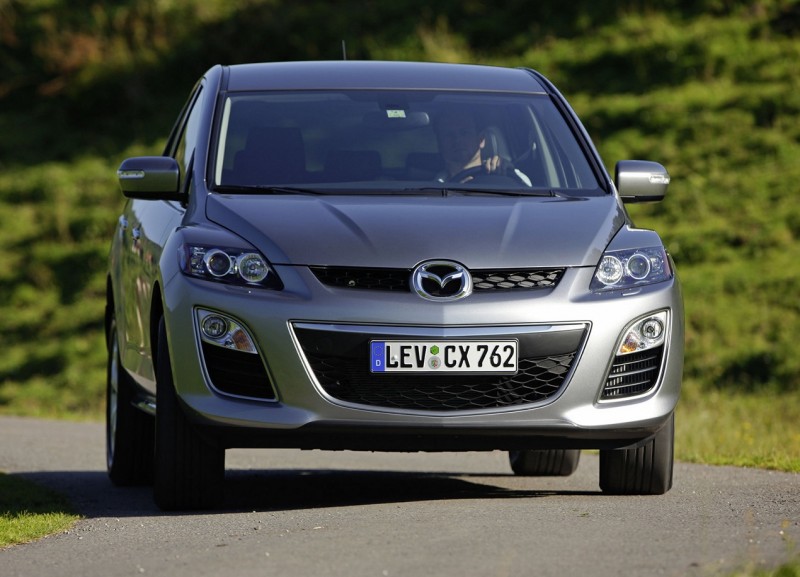 Front view Mazda CX-7