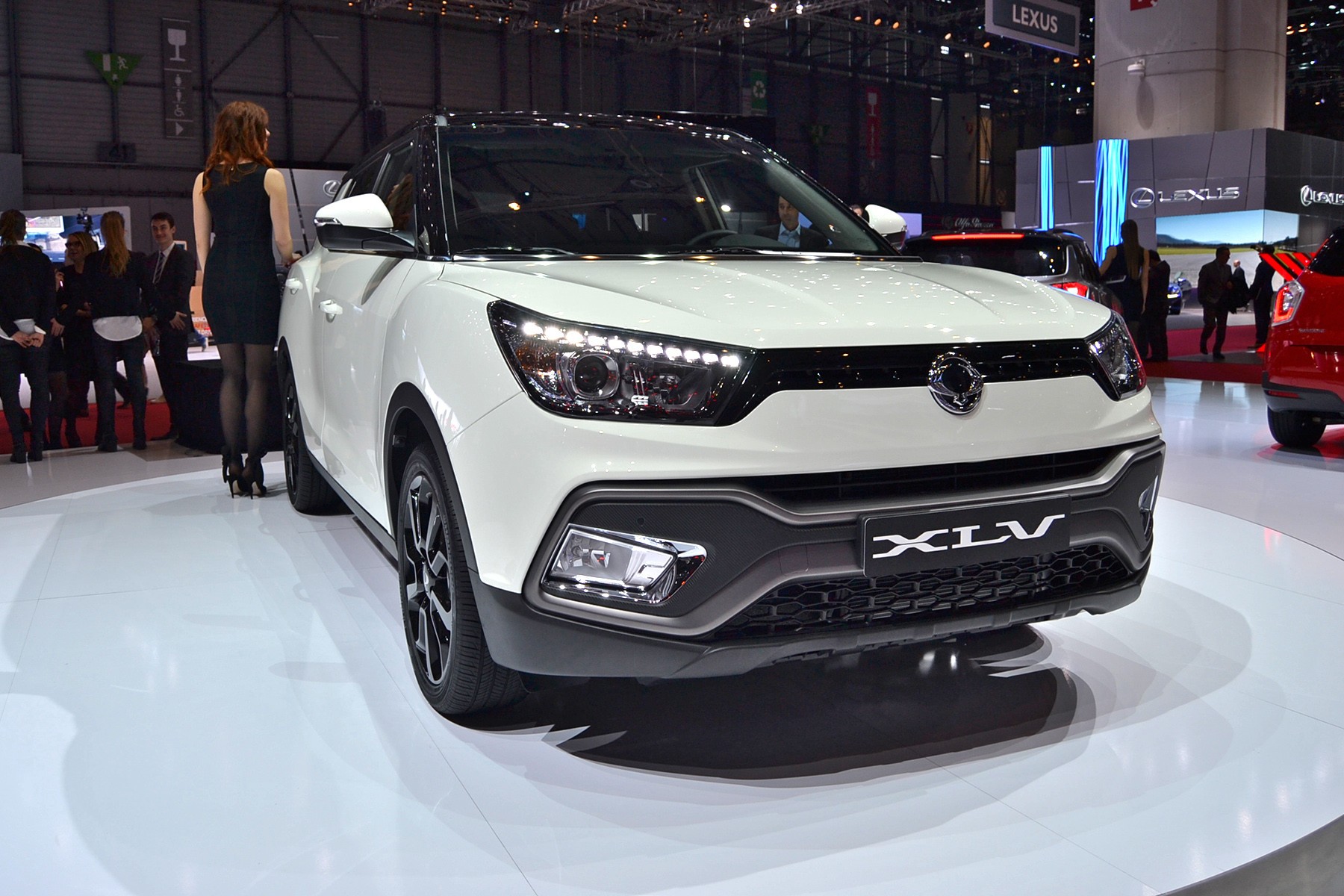 SsangYong Tivoli XLV photo