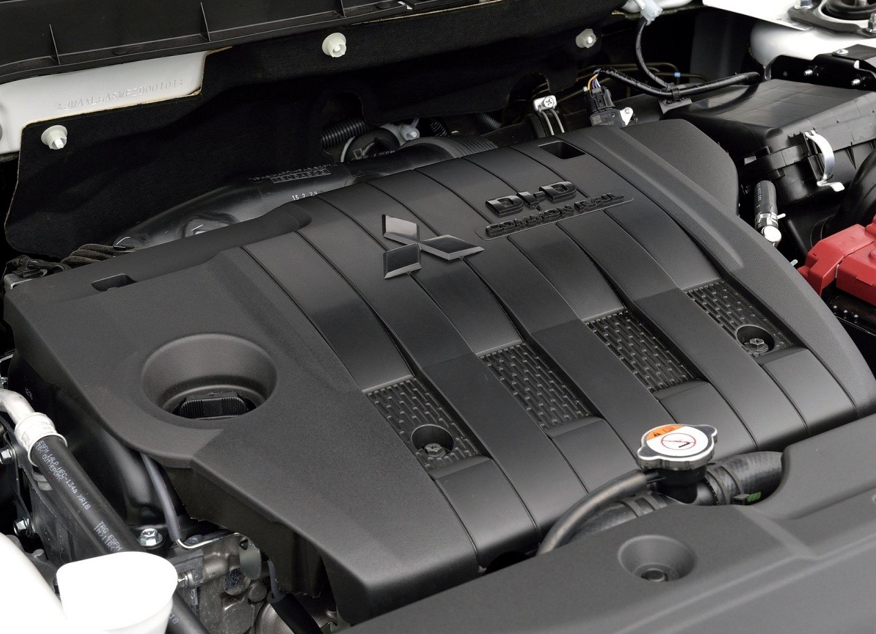 Митсубиси асх какой двигатель. Двигатель Mitsubishi ASX 1.6 2013. Двигатель Мицубиси АСХ 1.6. Замена ГРМ Митсубиси ASX 1.6. Как снять и разобрать двигатель АСХ 1,6.