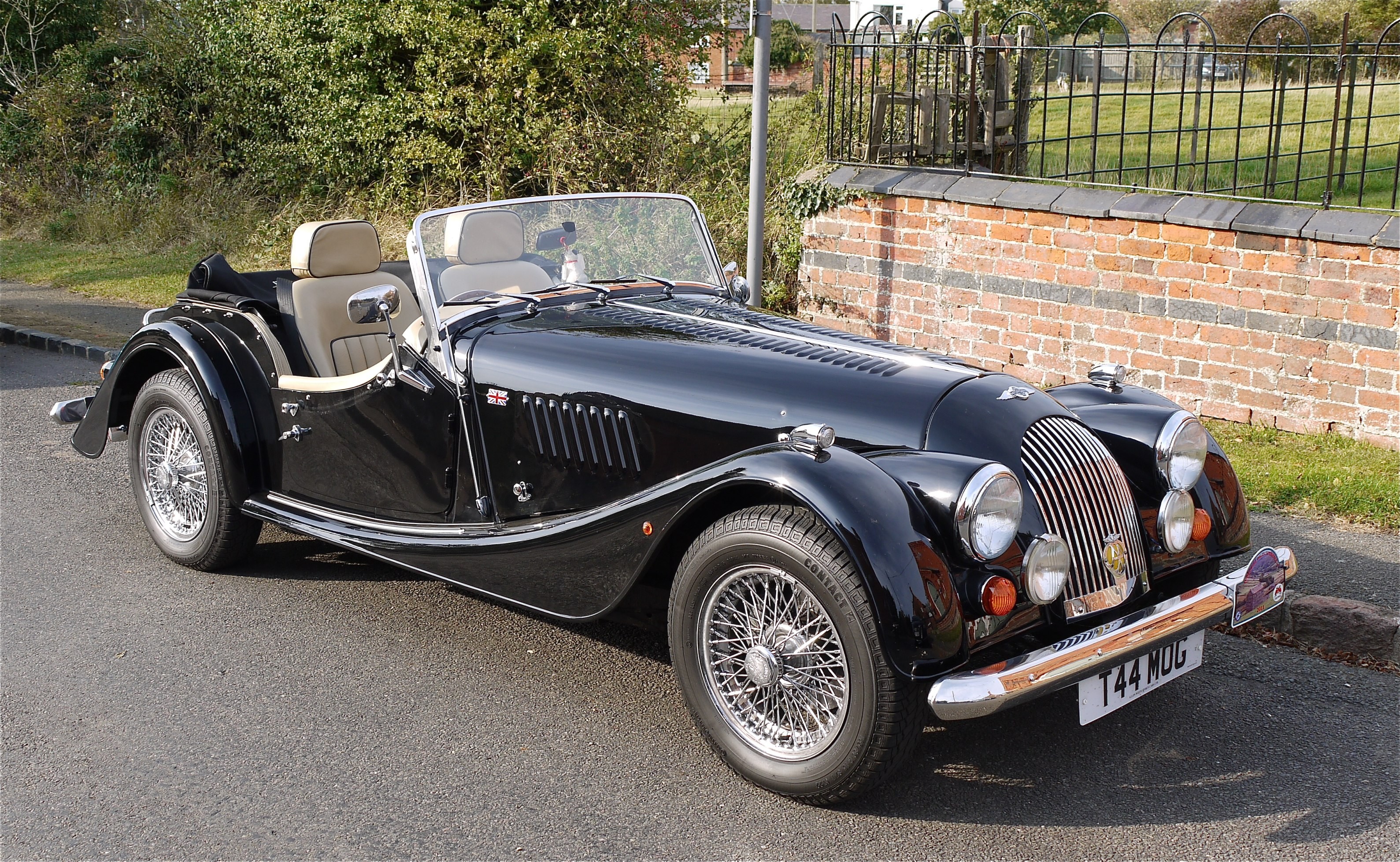 Long-Running Cars: Guests from the Past Built for Decades
