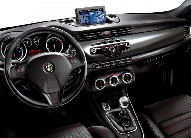 Alfa Romeo Giulietta interior