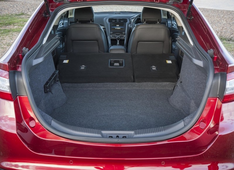 Ford Mondeo trunk