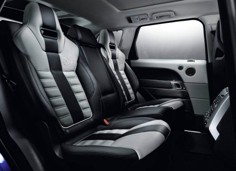 Land Rover Range Rover Sport SVR cabin photo