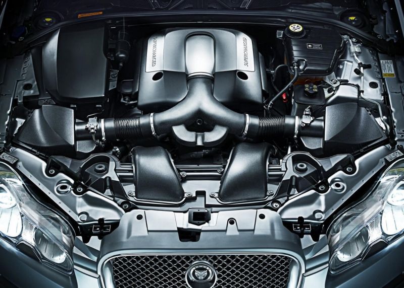 Jaguar XF engine