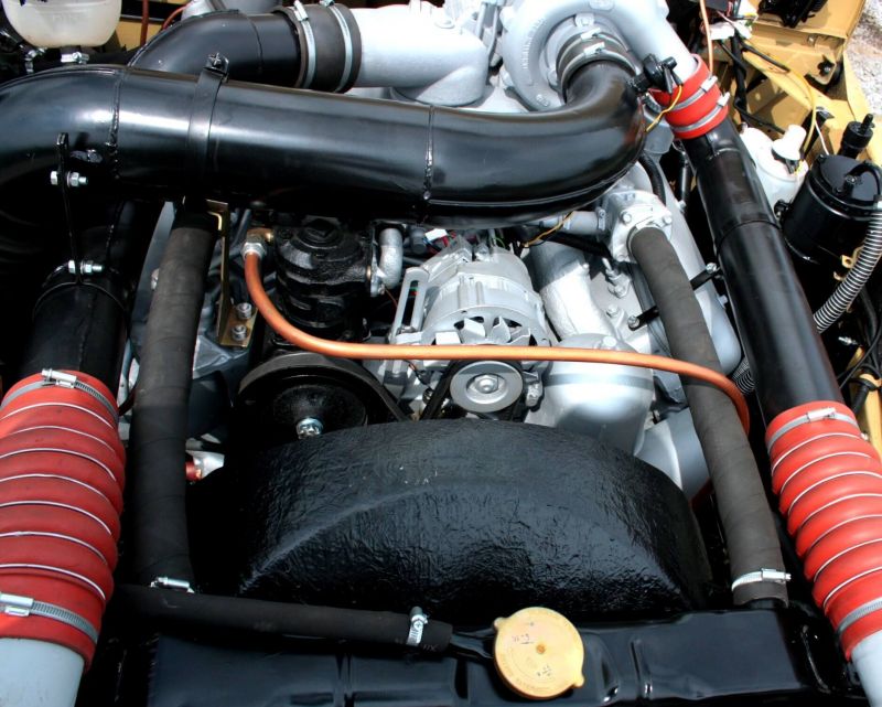 Ural 44202 engine