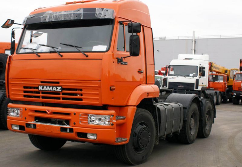 Front view KAMAZ-6460