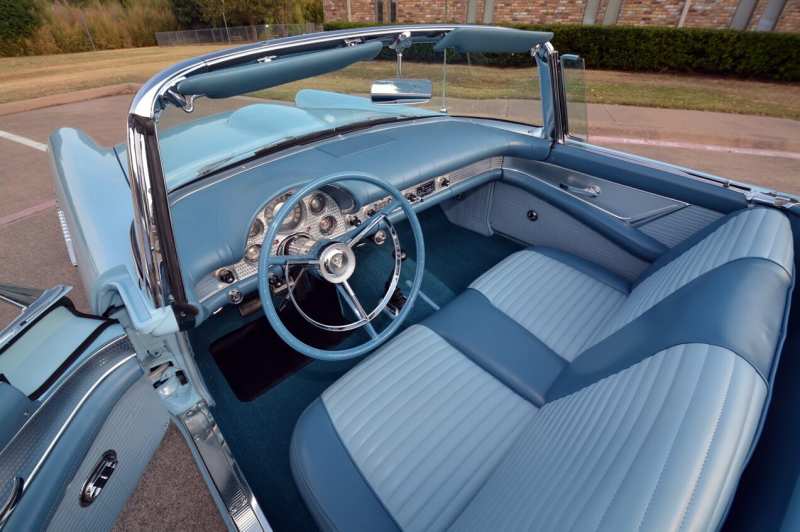 Interior of Ford Thunderbird Special Supercharged 312