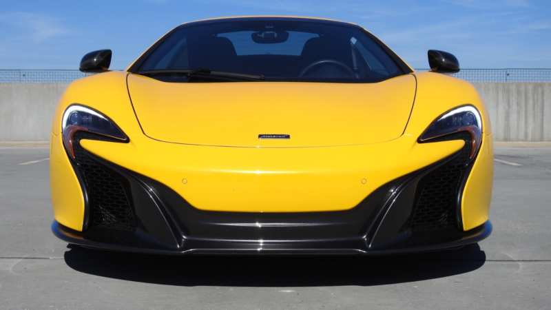 McLaren 625C front view