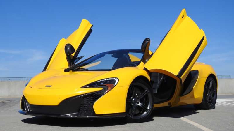 McLaren 625C photo auto