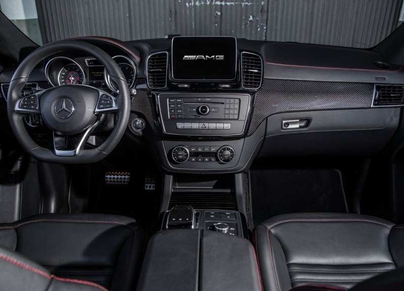 Interior Mercedes-Benz GLE Coupe