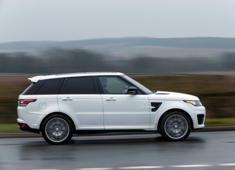 Range Rover Sport SVR side view