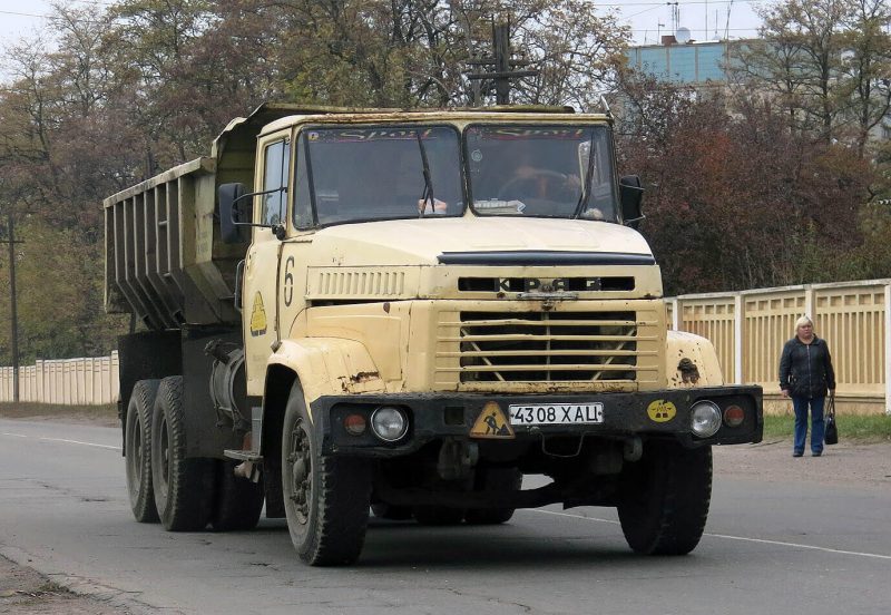 Auto KrAZ-6510 