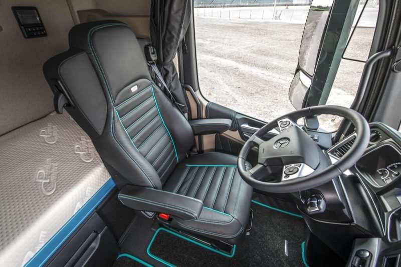 Driver's seat Mercedes Benz Actros