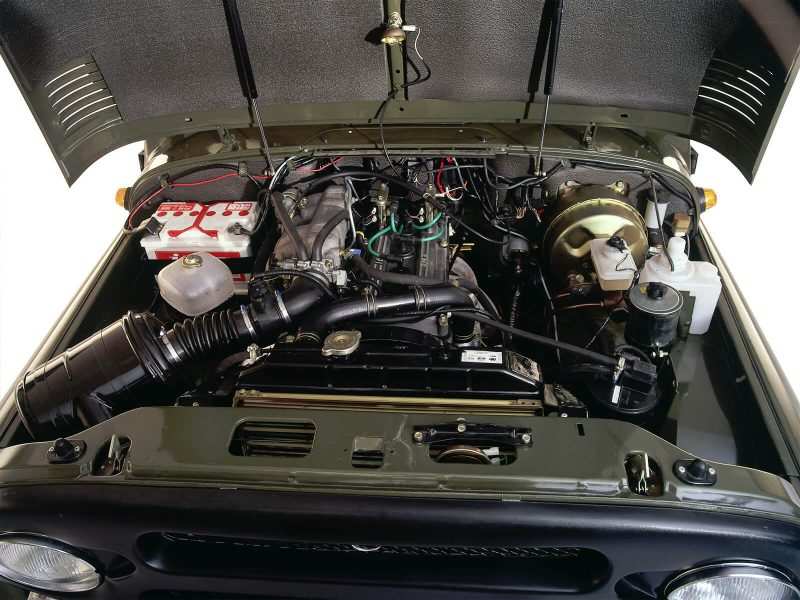 UAZ Hunter engine