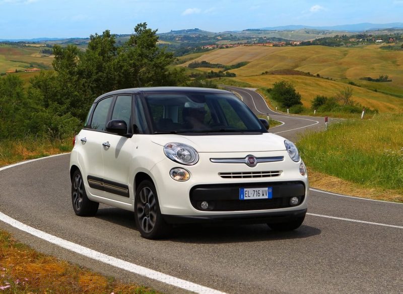 Fiat 500L photo auto