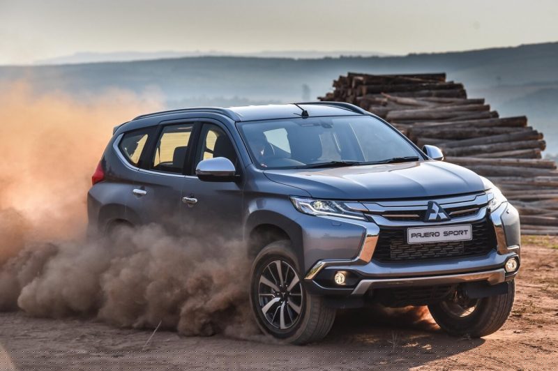 Mitsubishi Pajero Sport photo auto