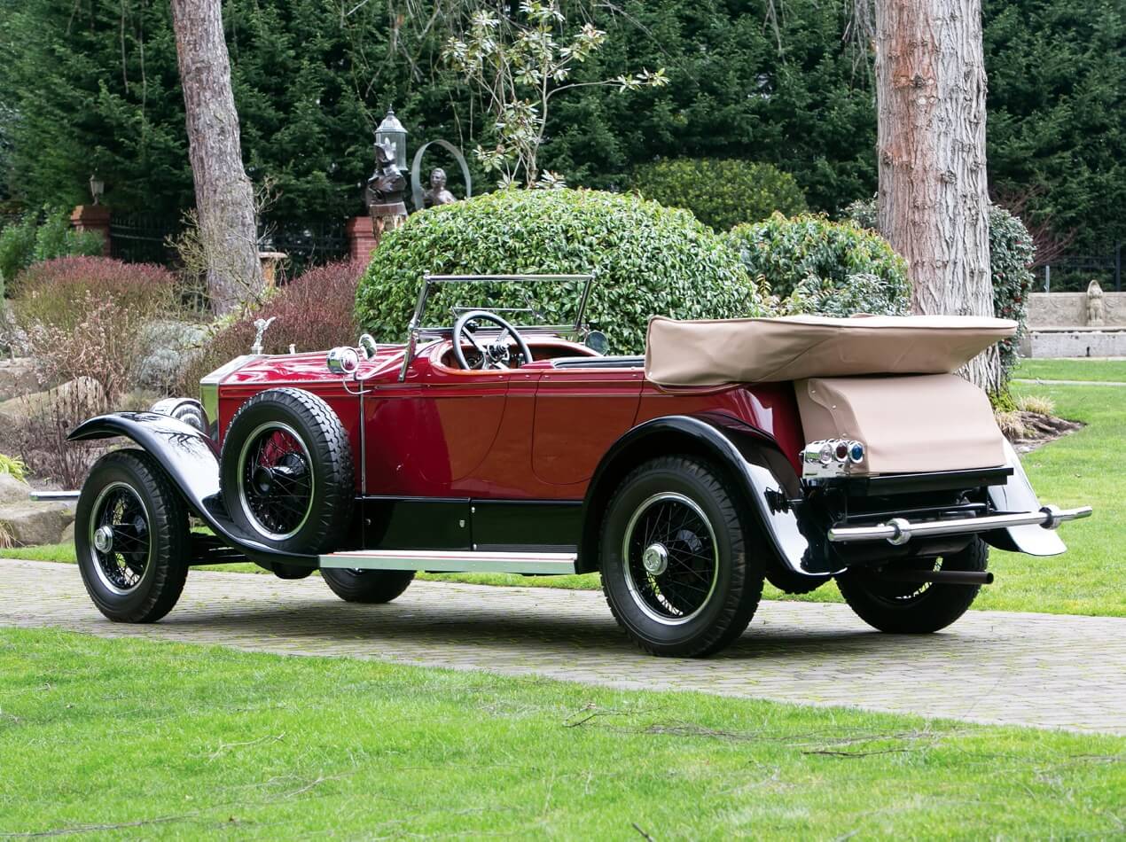 Rolls-Royce Phantom photo 1