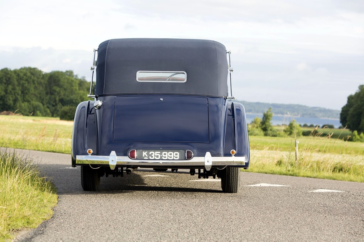 Rolls-Royce Phantom photo 13