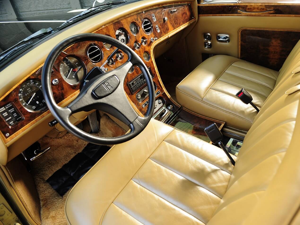 Rolls-Royce Phantom photo 17